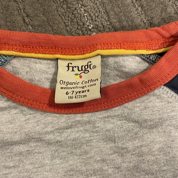 Long sleeve organic cotton Frugi t-shirt size 6-7y or 116-122cm. - Picture 3 of 5